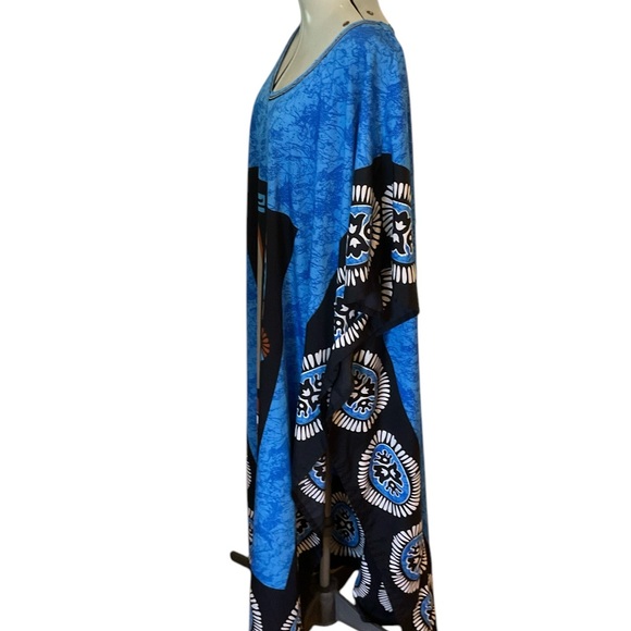 Winlar Caftan with tiki design - Picture 2 of 5